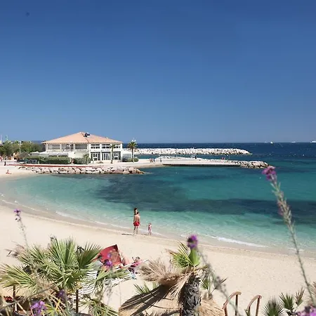 Les Ibis Location Entre Et Montagne Toulon